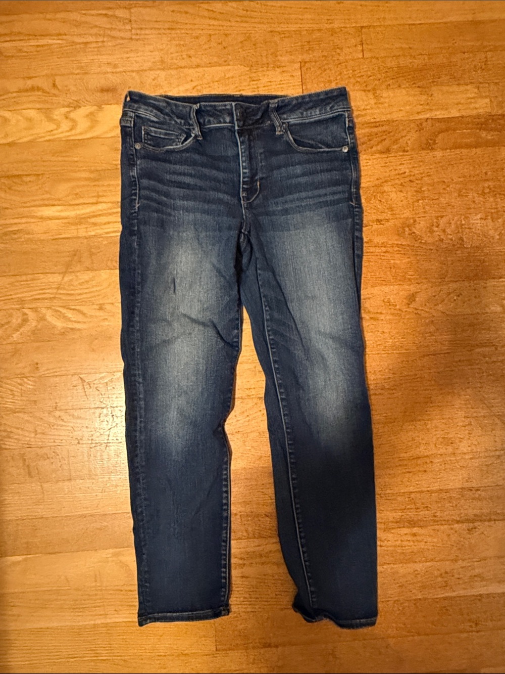 American Eagle Outfitters Women's Skinny Jeans in Dark Blue Wash